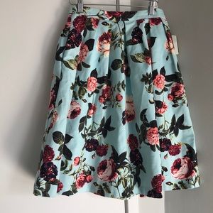 Cece pretty floral skirt
